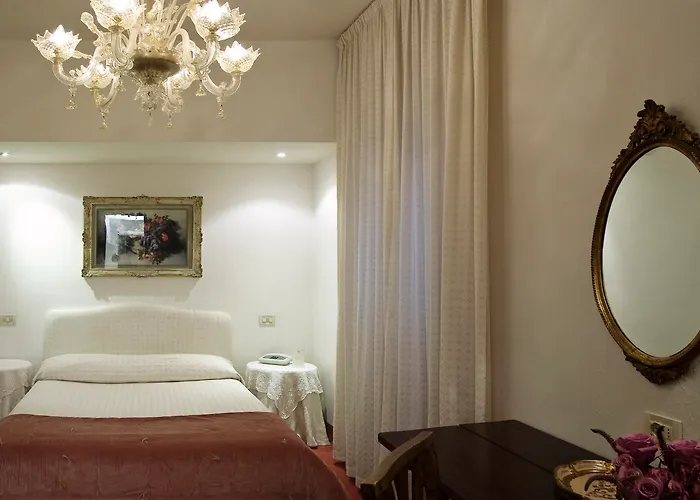 Hotel Columbia